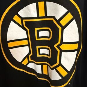 Fanatics Men’s Jake DeBrusk Boston Bruins name and number  t-shirt NWT